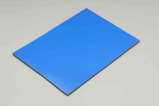 Plafond suspendu bleu de mer Pvdf Plaques de revêtement en aluminium Décoration miroir Acp feuille 244cm
