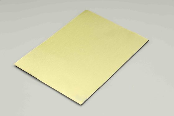 Panneau composite en aluminium brossé or Pvdf résistant aux UV, ignifuge, tôle Acp 4MM 1,22 X 2,44m, revêtement Pe léger