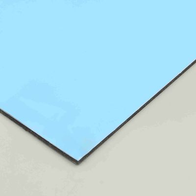 PVDF Panneau composite en aluminium en PE bleu de mer 4x8 feuilles 4 mm Murs extérieurs de bâtiments