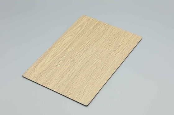 Panneau composite d'aluminium en bois d'érable blanc revêtu en Pvdf de 3 mm pour revêtement de mur extérieur