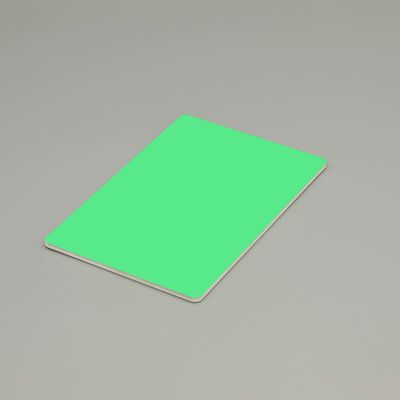 Panneau d'aluminium ignifuge en feu vert clair Acp Panneaux composites ignifuges