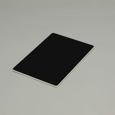 Panneau composite en aluminium ignifuge B1 noir 3 mm - 7 mm Acp résistant au feu