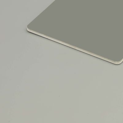 Panneau composite en aluminium résistant au feu pour les projets de construction extérieurs et intérieurs