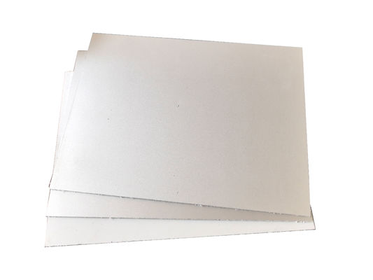 A2 - Plaques ondulées d'aluminium de qualité vue d'ensemble couverte décoration à long terme des murs extérieurs du bâtiment