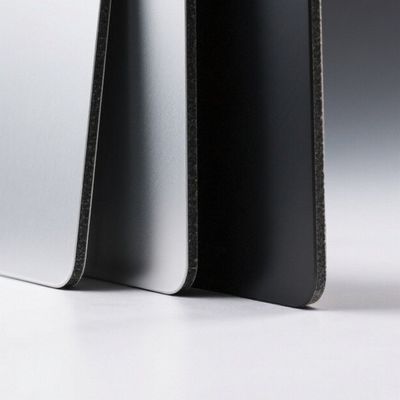 Résistant aux rayures Meilleur noyau Mur rideau de bâtiment Façade courbe Type PVDF Panneau composite en aluminium 3MM Panneau composite en aluminium Résistance à la chaleur 4MM