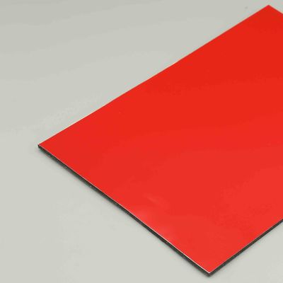 Panneau composite en aluminium PVDF mat de qualité supérieure pour intérieurs et extérieurs sophistiqués personnalisés, décoration résistante aux rayures