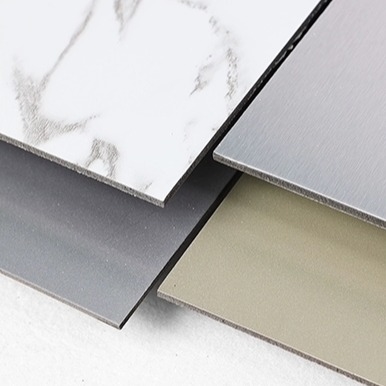 Panneau composite en aluminium PE résistant aux UV pour la décoration murale de bâtiments